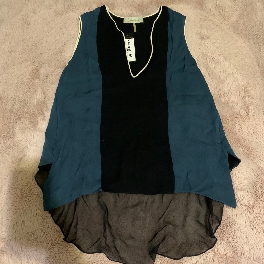 NWT BCBGMaxAzria Top